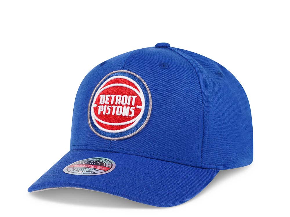 Mitchell & Ness Detroit Pistons Team Ground Red Line Flex Snapback Hat