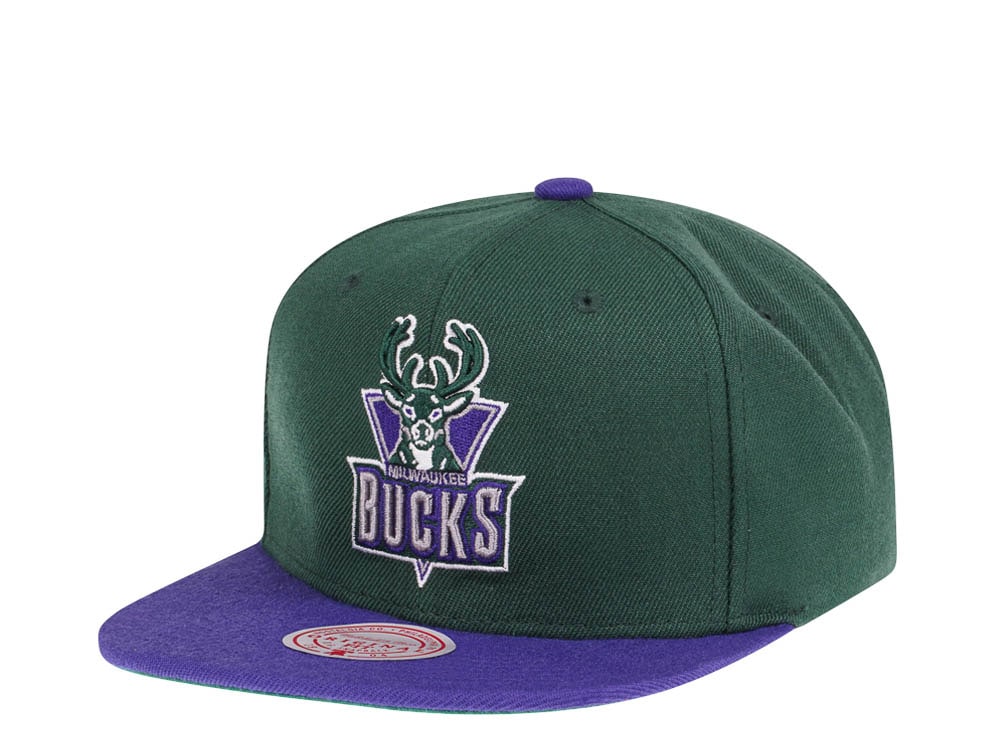 Mitchell & Ness Milwaukee Bucks Team Two Tone Hardwood Classics Snapback Hat